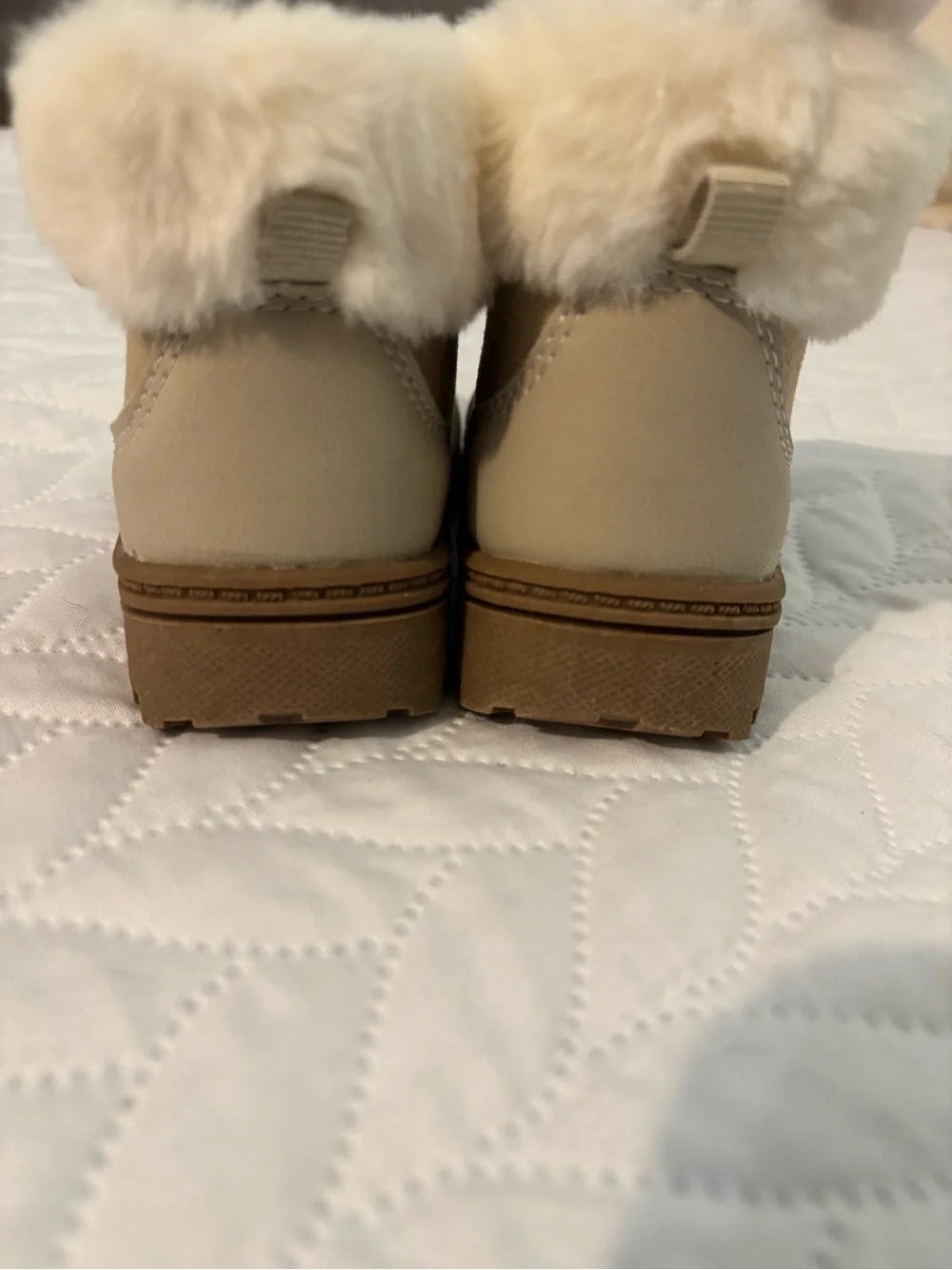 Carter's Pink Lace & Faux-Fur Trim Girls Cold-Weather Boots